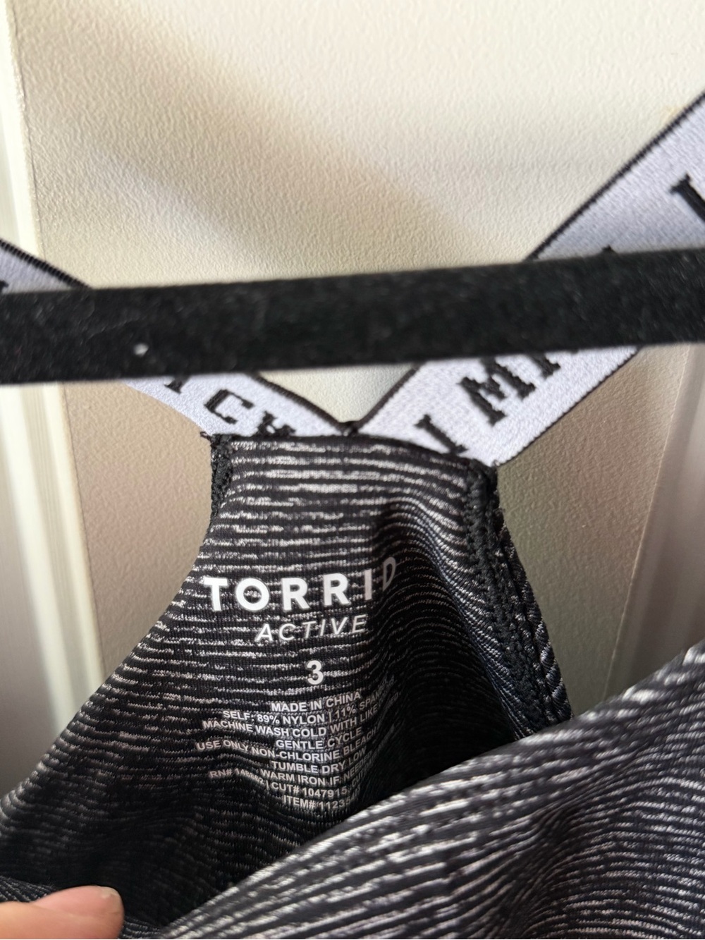 3X Women's Heathered Black Sports Bra with Branded Straps - Picture 2 of 4